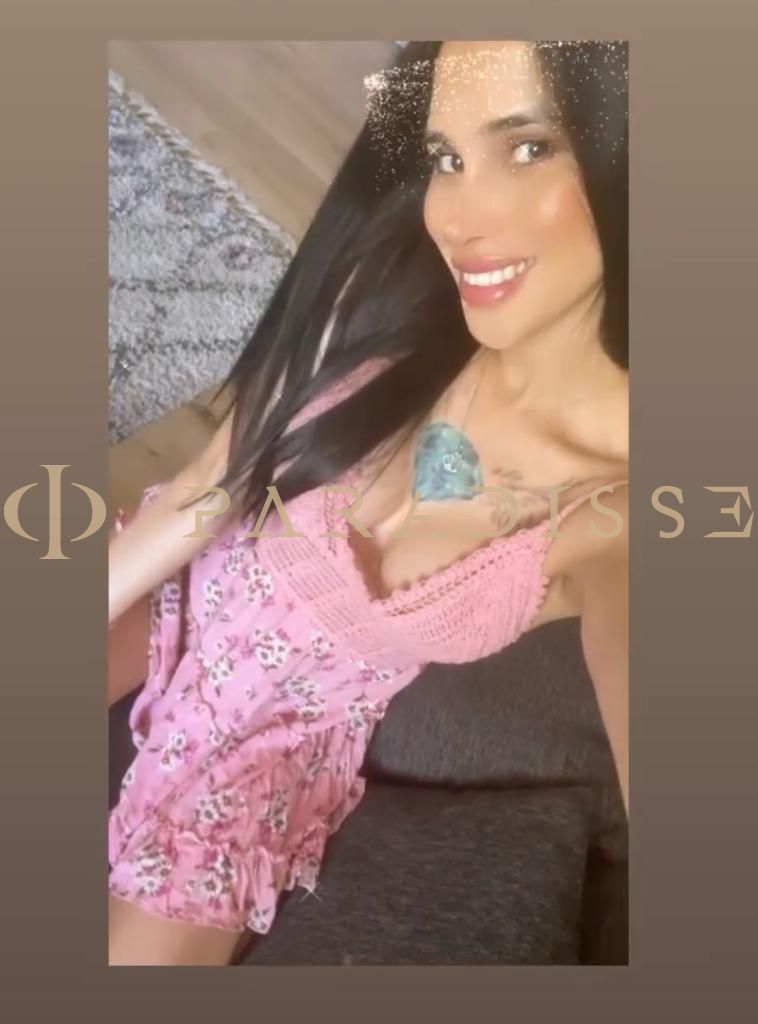 Escorts VIP Paradisse - Selena chilena 